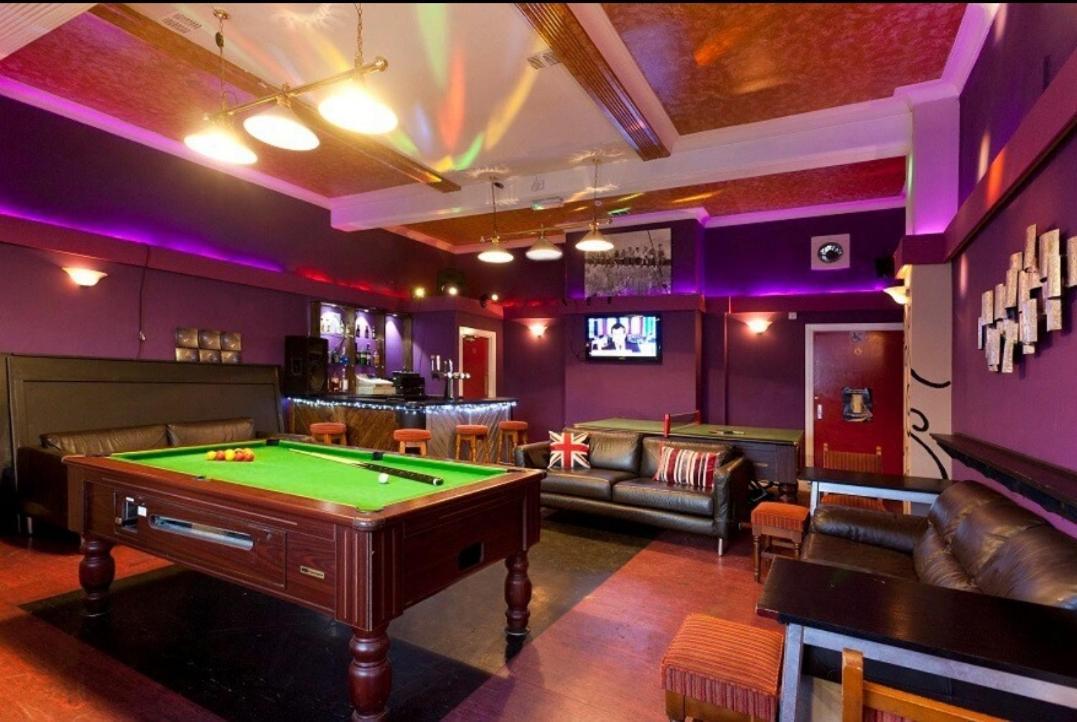 Foresters Inn Contractors Own Apartment - City Centre By Victoria Centre Shopping Centre - Your Own 7 Double Bedrooms Private Apartment With 3 Bathrooms And Snooker Room - Full Kitchen - Outdoor Parking For Cars Or Vans At Five Pounds A Day Nottingham Esterno foto