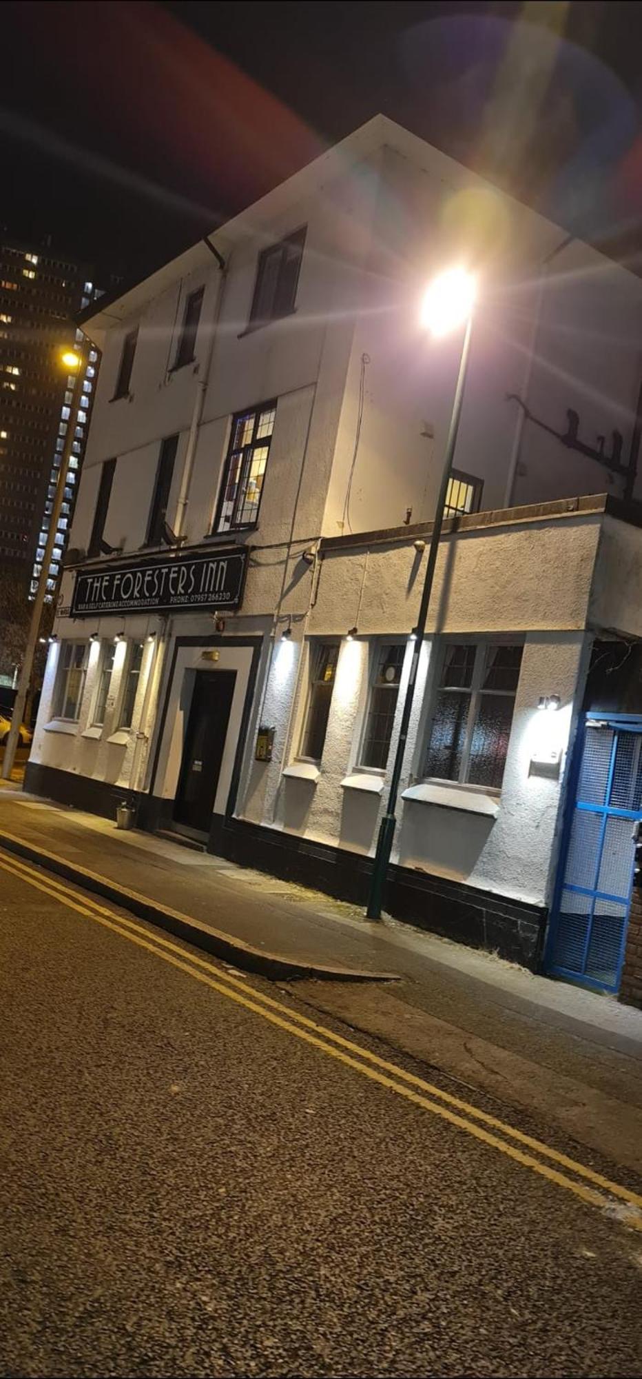 Foresters Inn Contractors Own Apartment - City Centre By Victoria Centre Shopping Centre - Your Own 7 Double Bedrooms Private Apartment With 3 Bathrooms And Snooker Room - Full Kitchen - Outdoor Parking For Cars Or Vans At Five Pounds A Day Nottingham Esterno foto